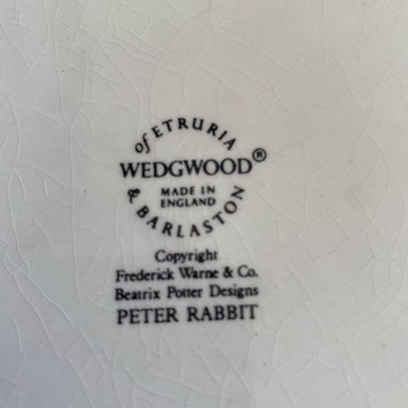 Wedgwood Peter Rabbit Design Plate - Picture 3 of 6